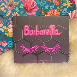 Beebeauty London - Barbarella Eyeshadow Palette